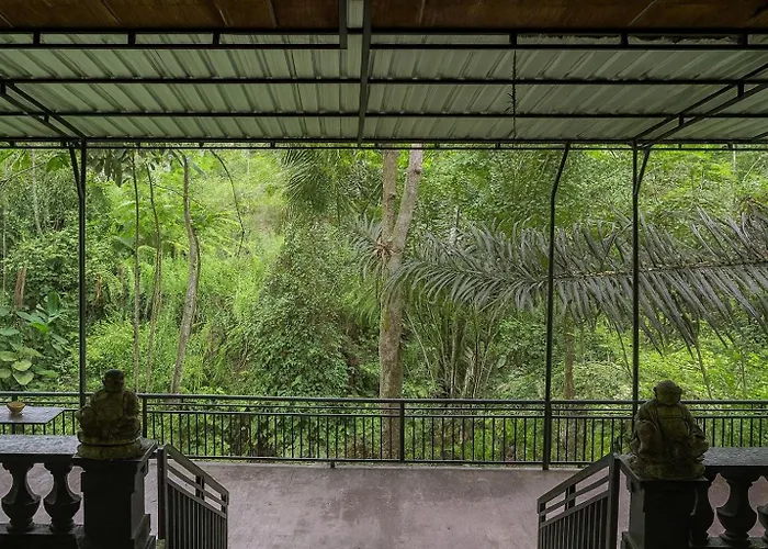 Jungle Hideaway 2 - Pool View
