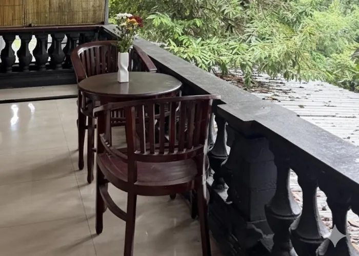 Jungle Hideaway 2 - Pool View