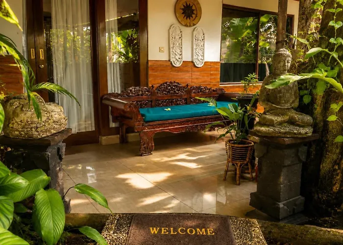 Jungle Hideaway 2 - Pool View